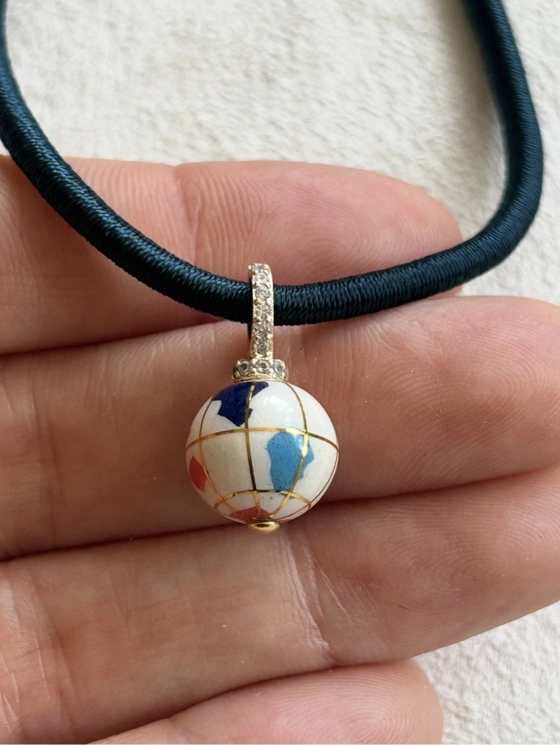 Mikabe - Colar Fio Encapado Cetim Azul Mundinho - MK2130