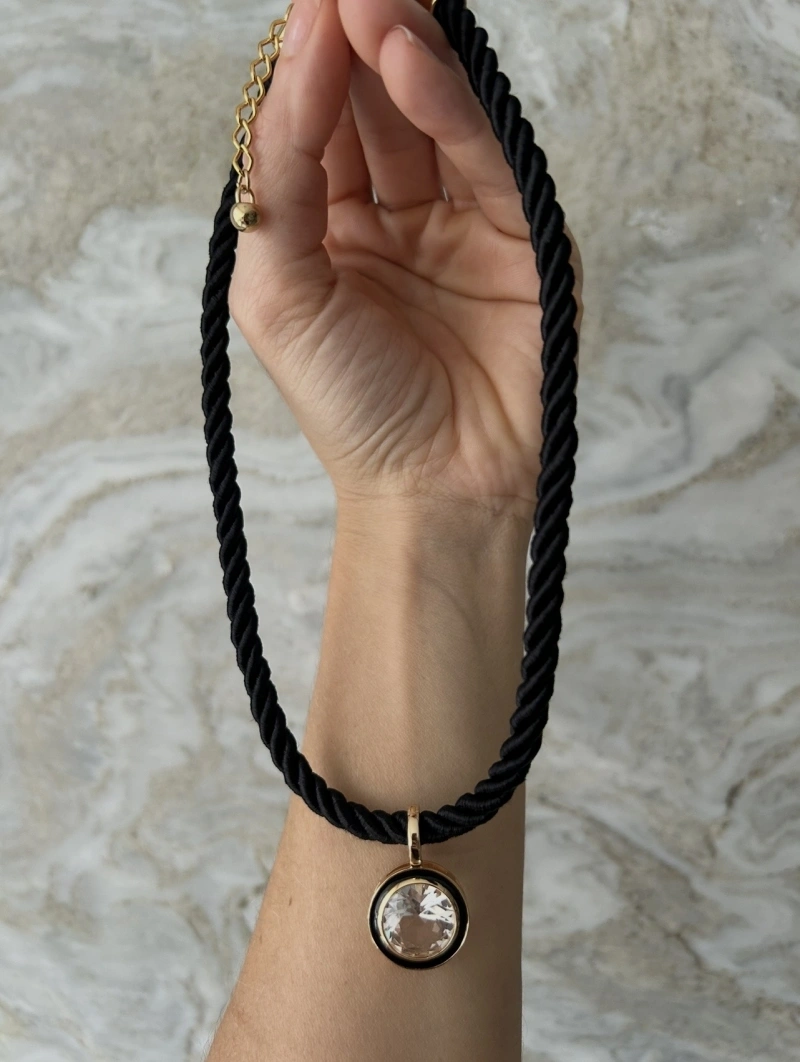 Mikabe - Colar Cordão Preto Pingente Cristal - MK2134