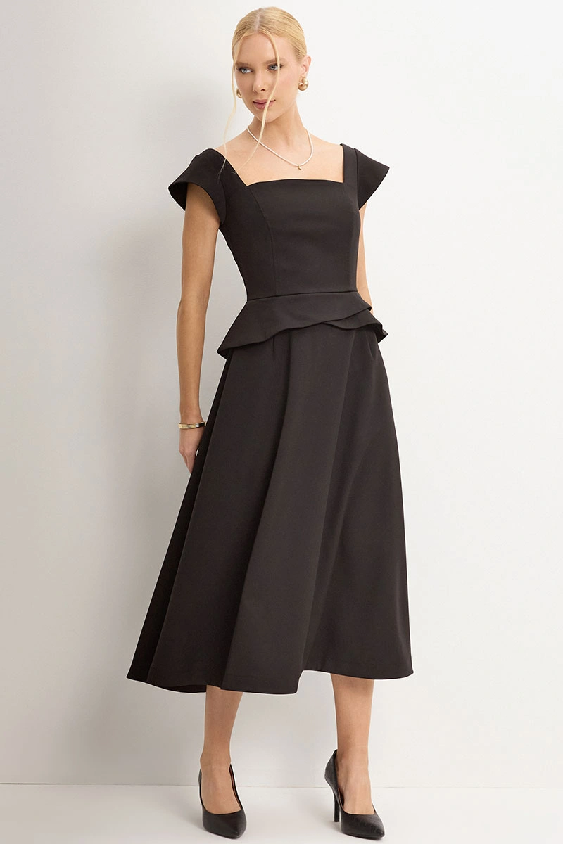 Miss Misses - Vestido Perola Midi Preto - 54781001