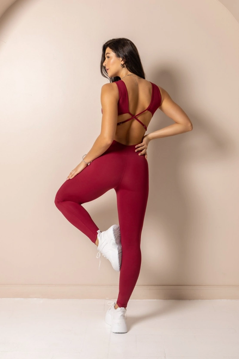 Hipkini - Macacão Fitness Club Classics Burgundy Alças - 33331823