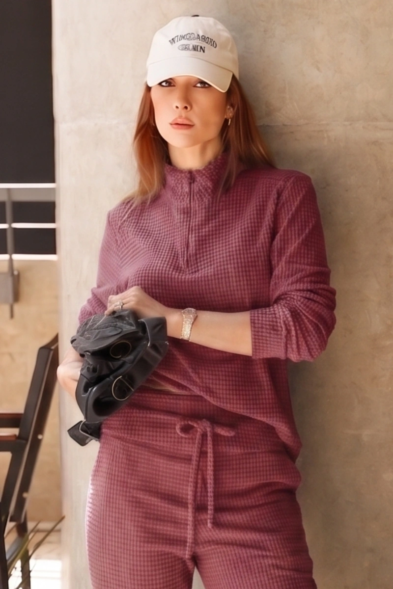 Hidrogênio - BLUSA MG LONGA COM ZIPER E PUNHO PLUSH COM TEXTURA BORDO - 20752097