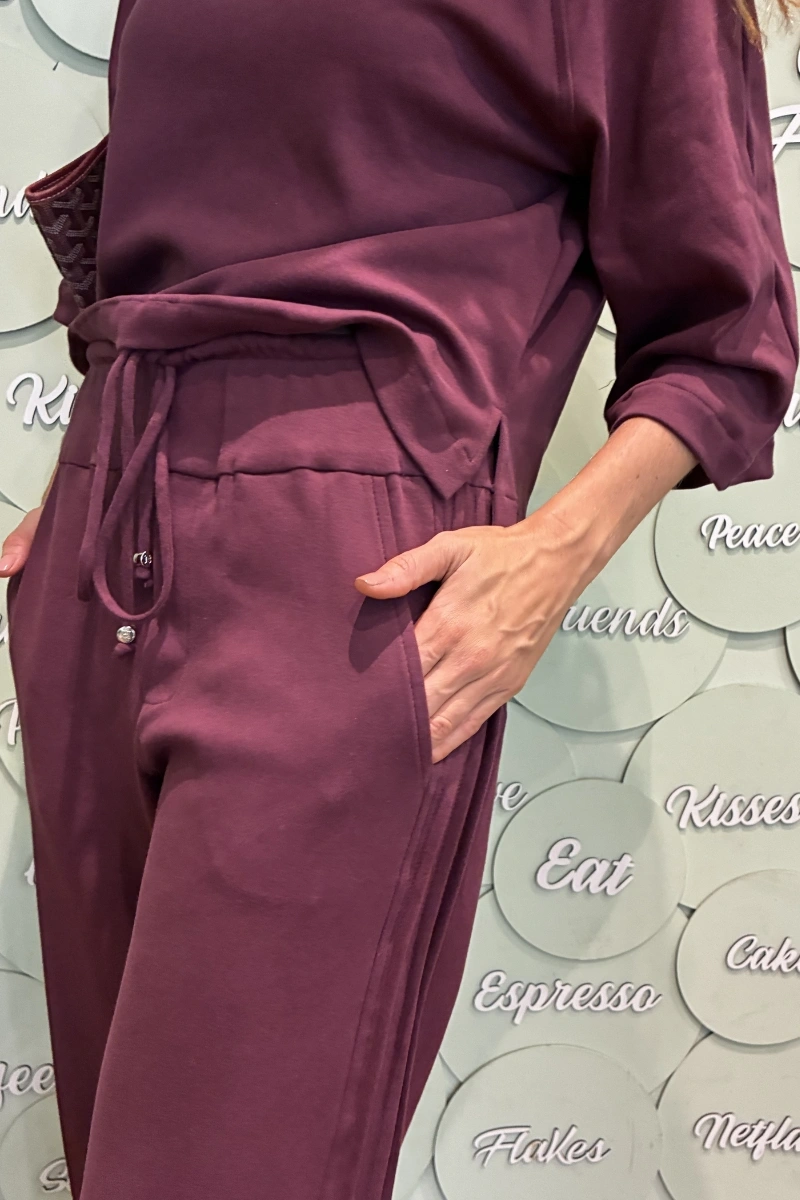 Hidrogênio - CALÇA RETA C/ NERVURAS NA LATERAL ALGODÃO EGIPICIO BORDO - 20767097