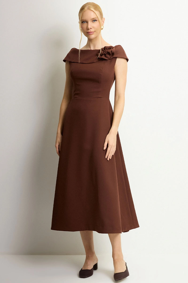 Miss Misses - Vestido Hilda Midi Marrom - 54592214