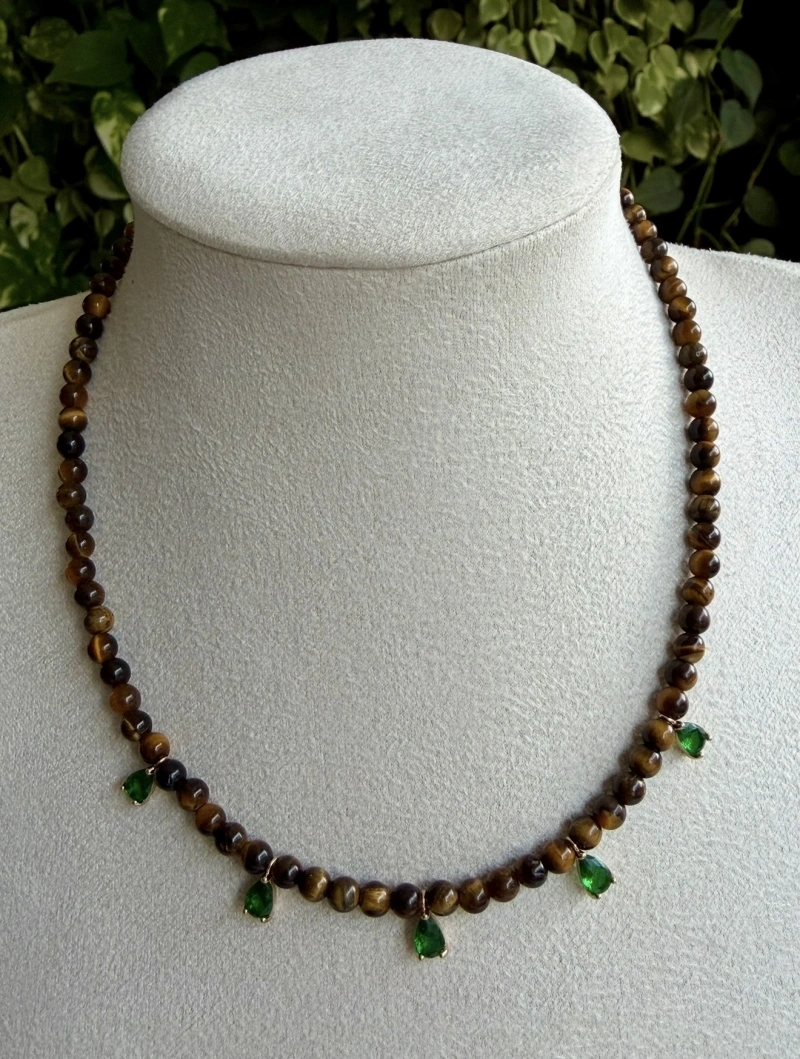 Mikabe - Colar Pedra Olho de Tigre Pingente Zircônia Verde - MK2140