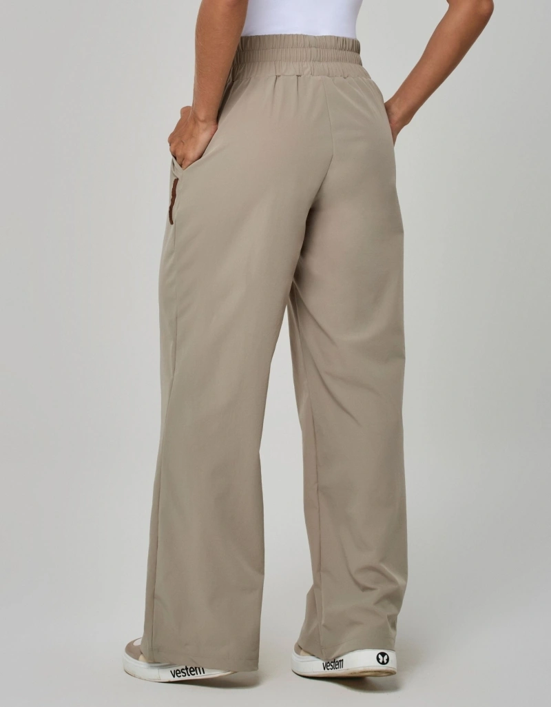 Vestem - Calça Luxe Crew Reta Bege Rattan - CAL168.I26.C0758