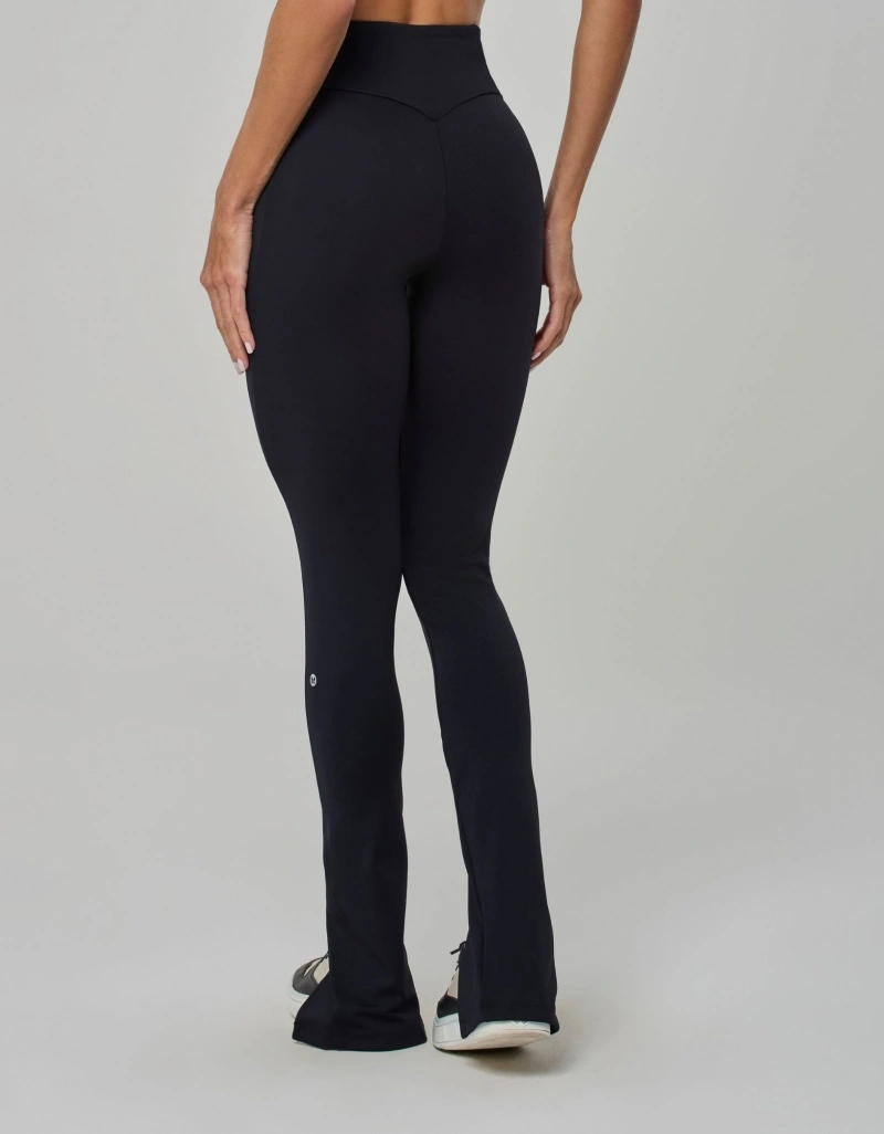 Vestem - Legging Sleek Fit Shape Up com Fenda Preto - FS1639.I26.C0002