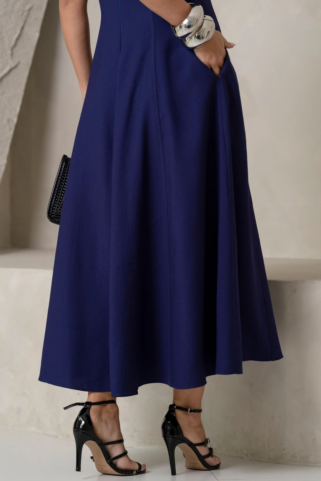Miss Misses - Vestido Midi Madrid Rodado Regata Azul - 54827004