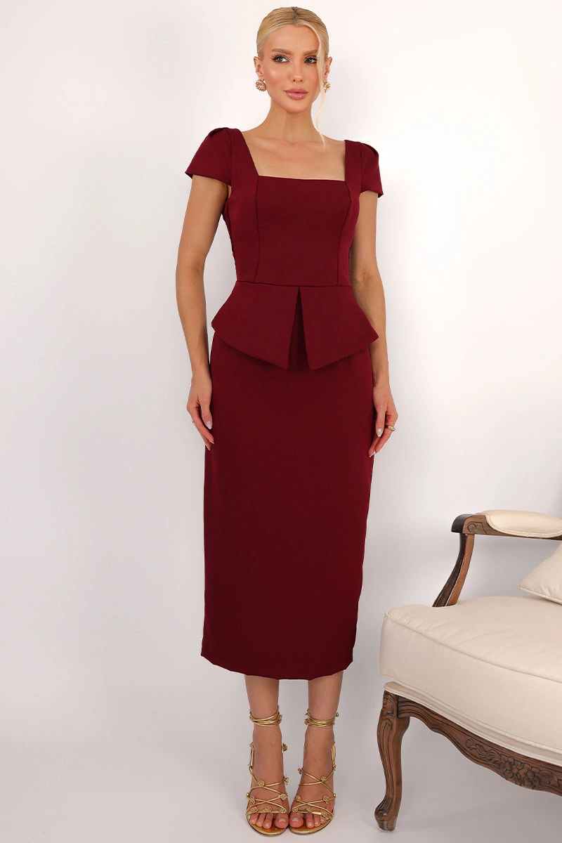 Miss Misses - Vestido Midi Mavie Tubinho Peplum Manga Curta com Lastex Vinho - 54810006