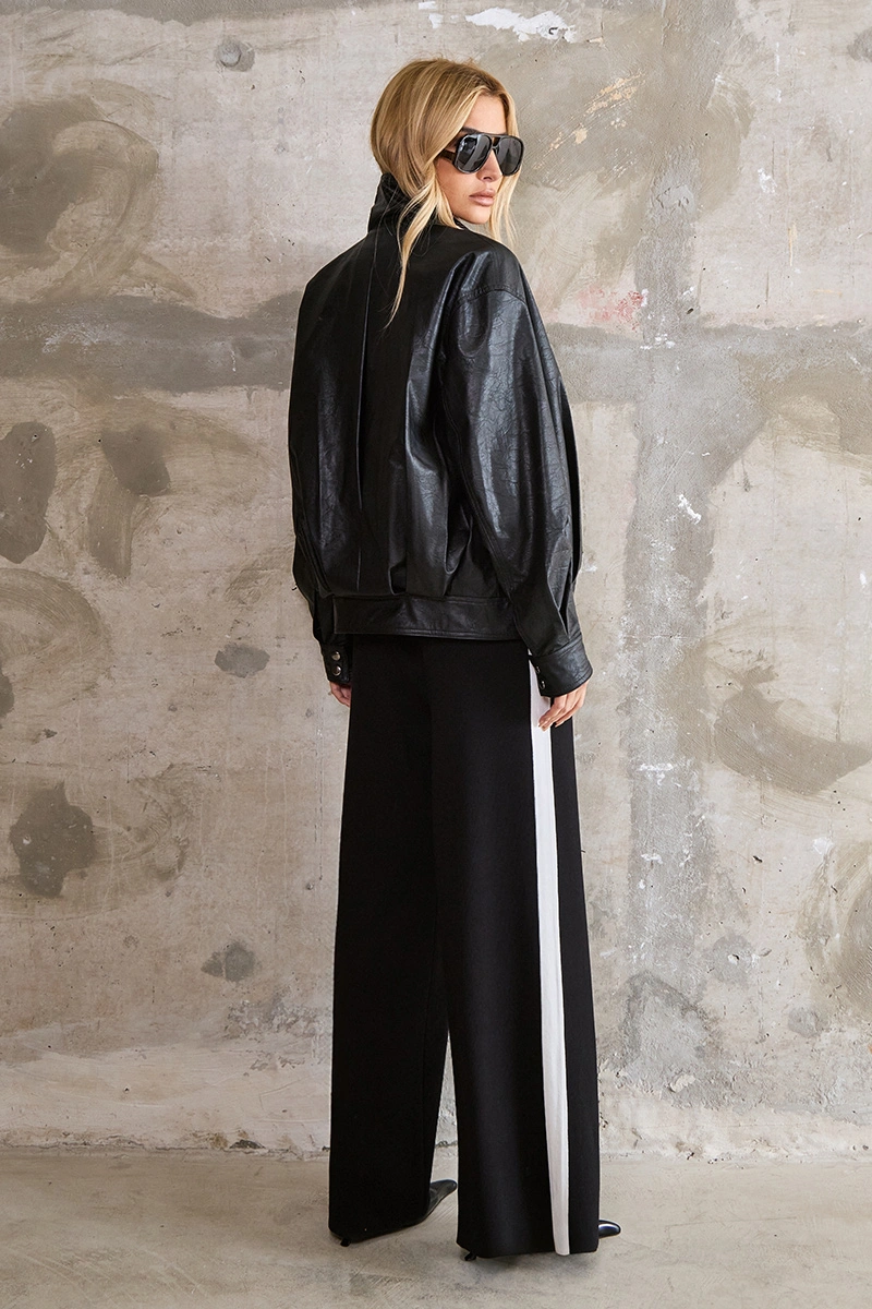 Dot Clothing - Jaqueta Bomber Eloá de Couro Preto - 3032PRETO
