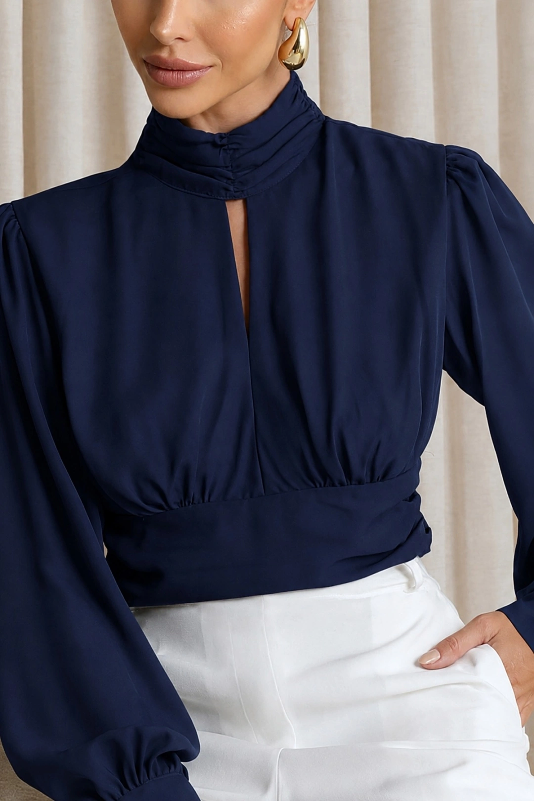 Miss Misses - Blusa Siena Cropped Miss Misses Manga Longa Chiffon Azul Marinho - 80524004