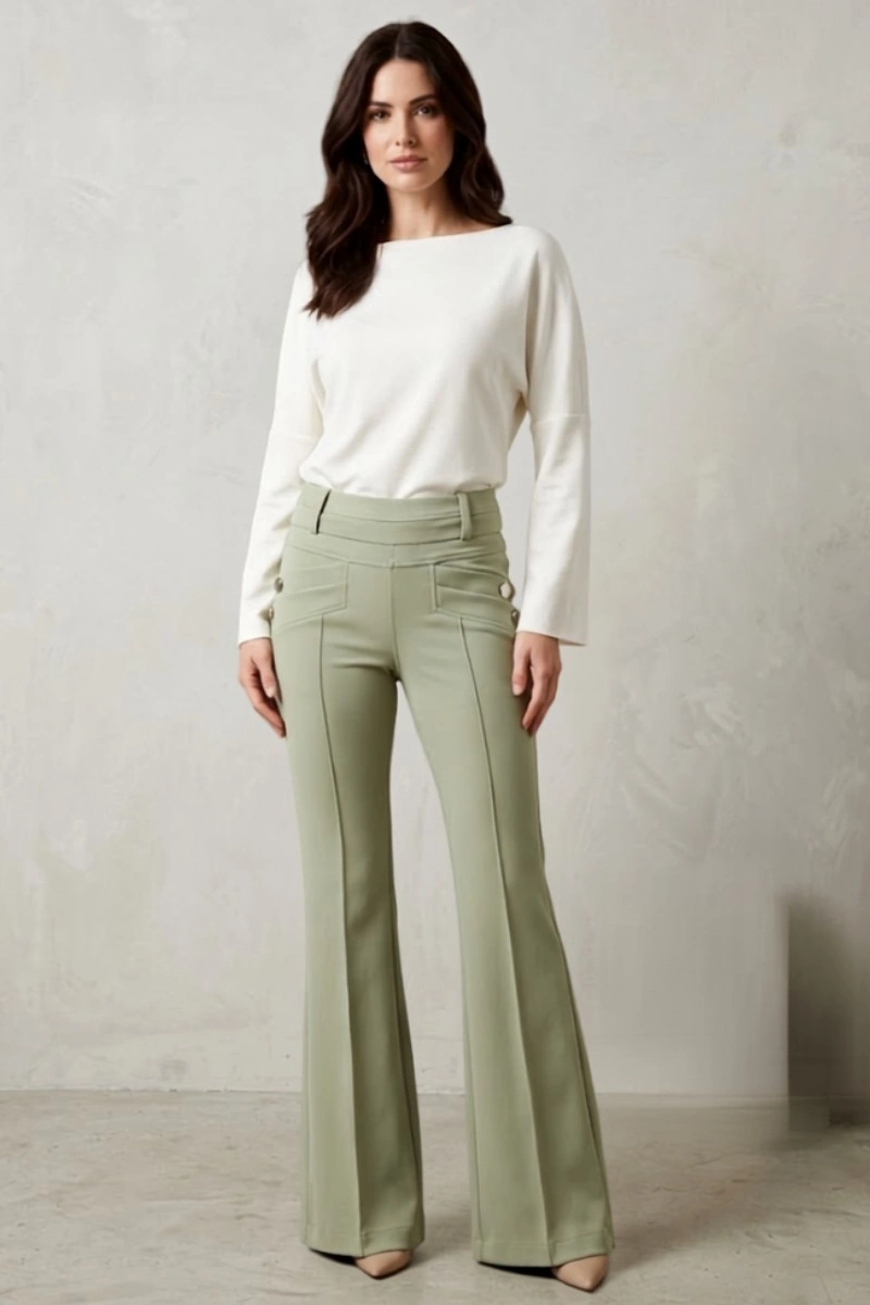 Hidrogênio - CALÇA FLARE COM LAPELAS AMORA VERDE CLARO - 20359462