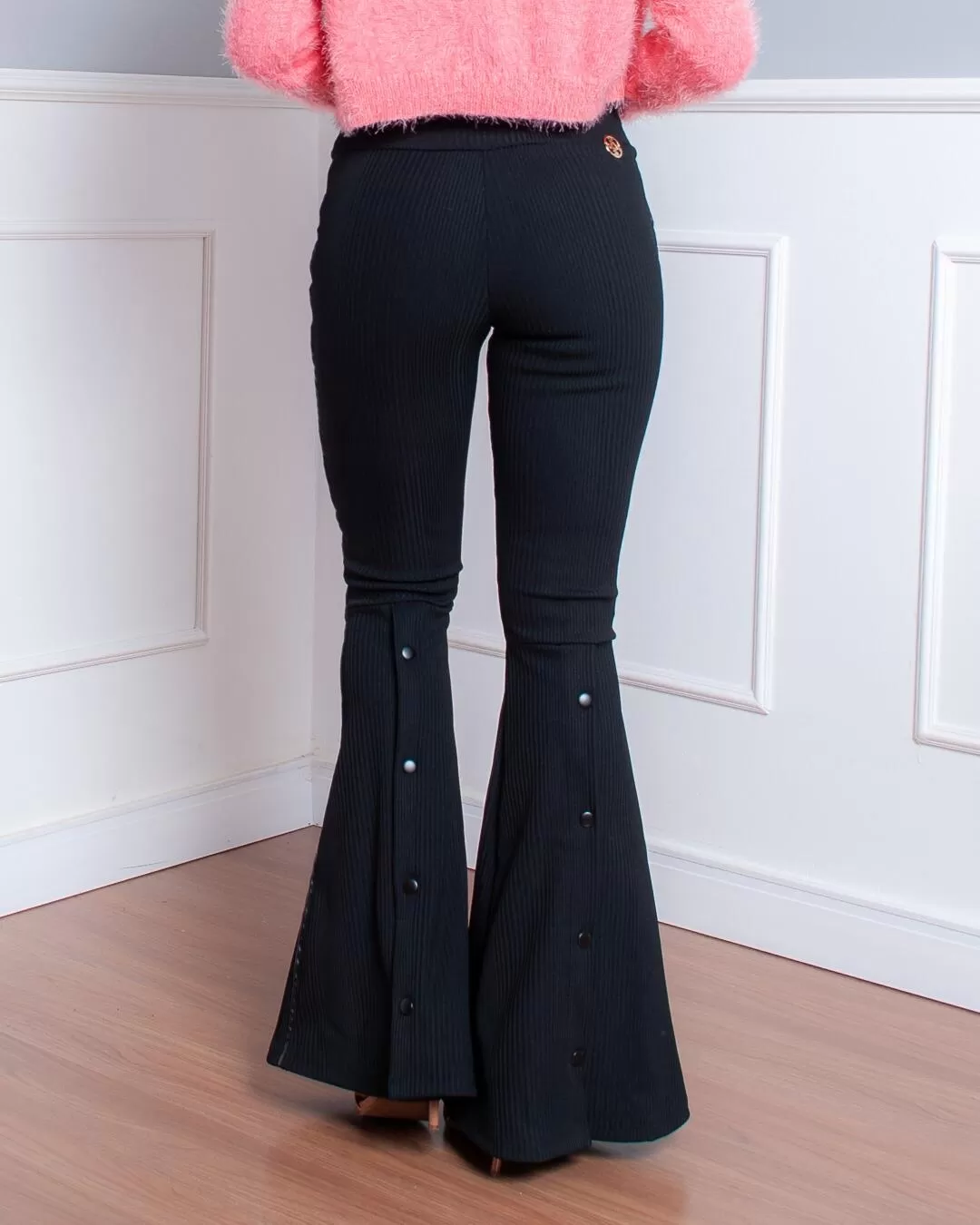 Miss Misses - Calça Miss Misses Boca Sino Com Botões Preto - 10006632