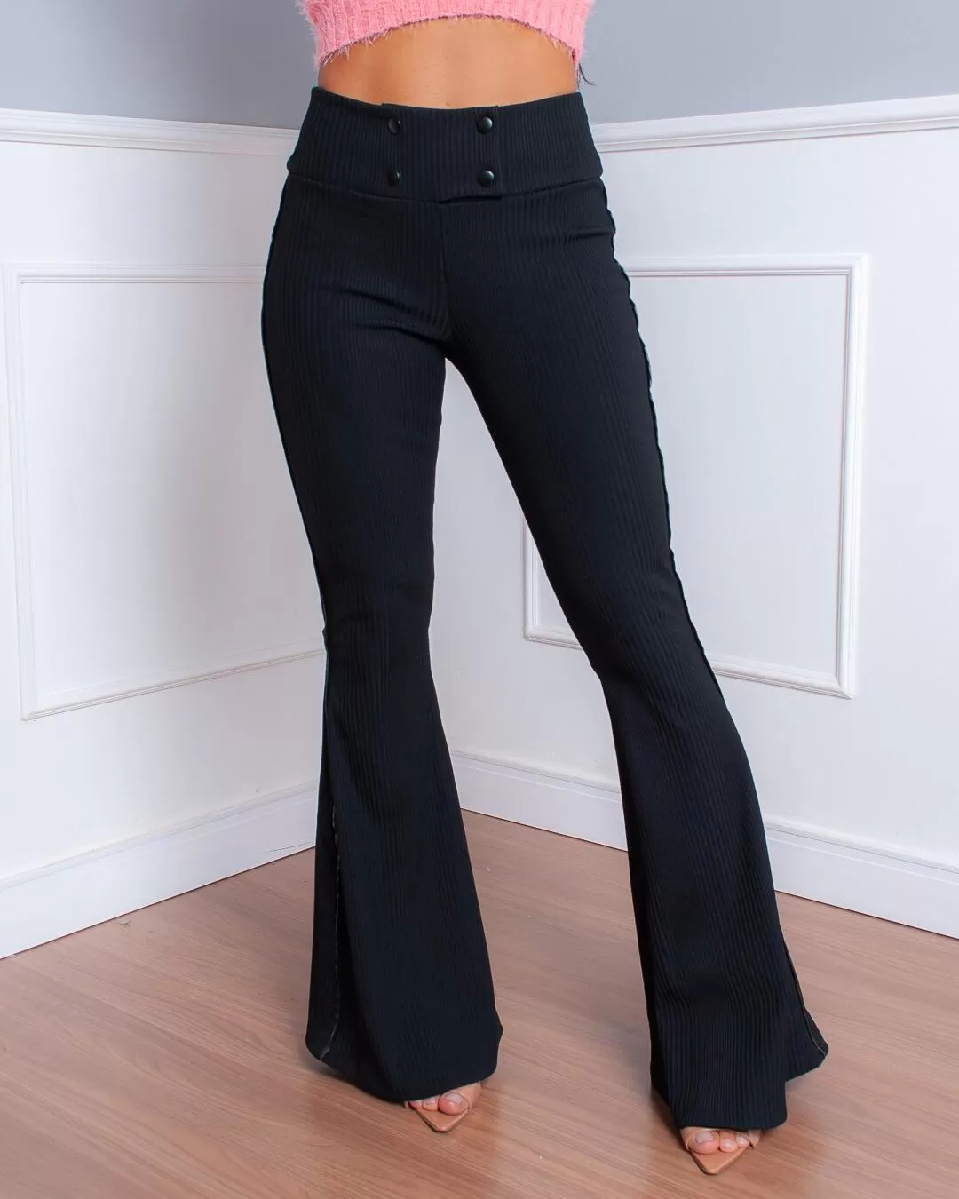 Miss Misses - Calça Miss Misses Boca Sino Com Botões Preto - 10006632