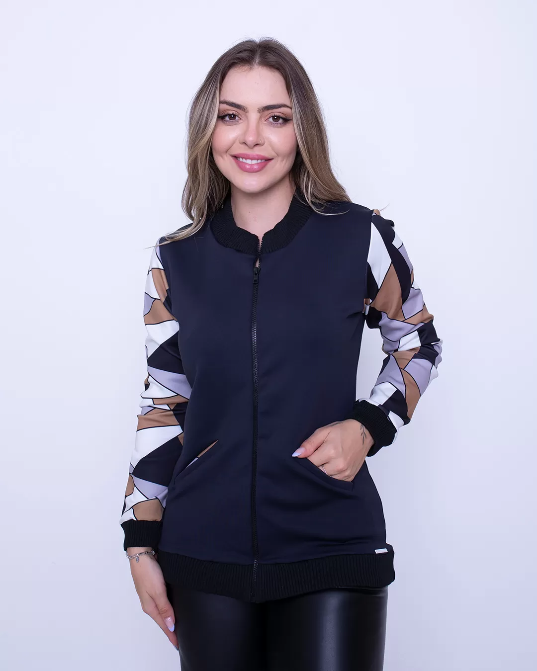 Limone - Long Sleeve Limone Shirt with Black Pocket - 10012212