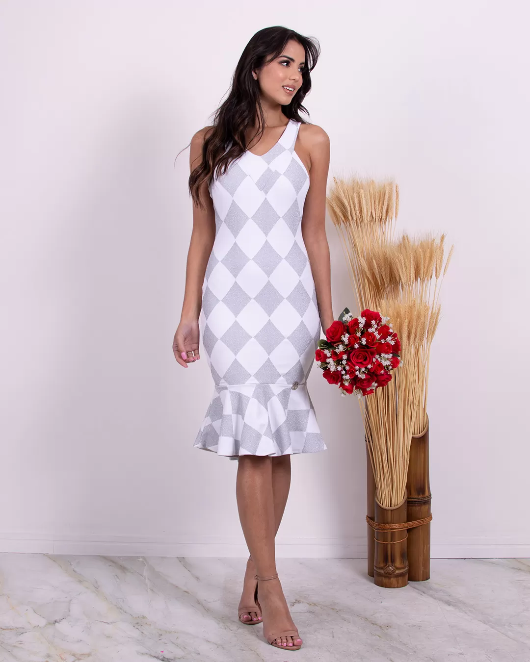Miss Misses - Vestido Miss Misses Tubinho Cruzado Branco e Prata - 10006147