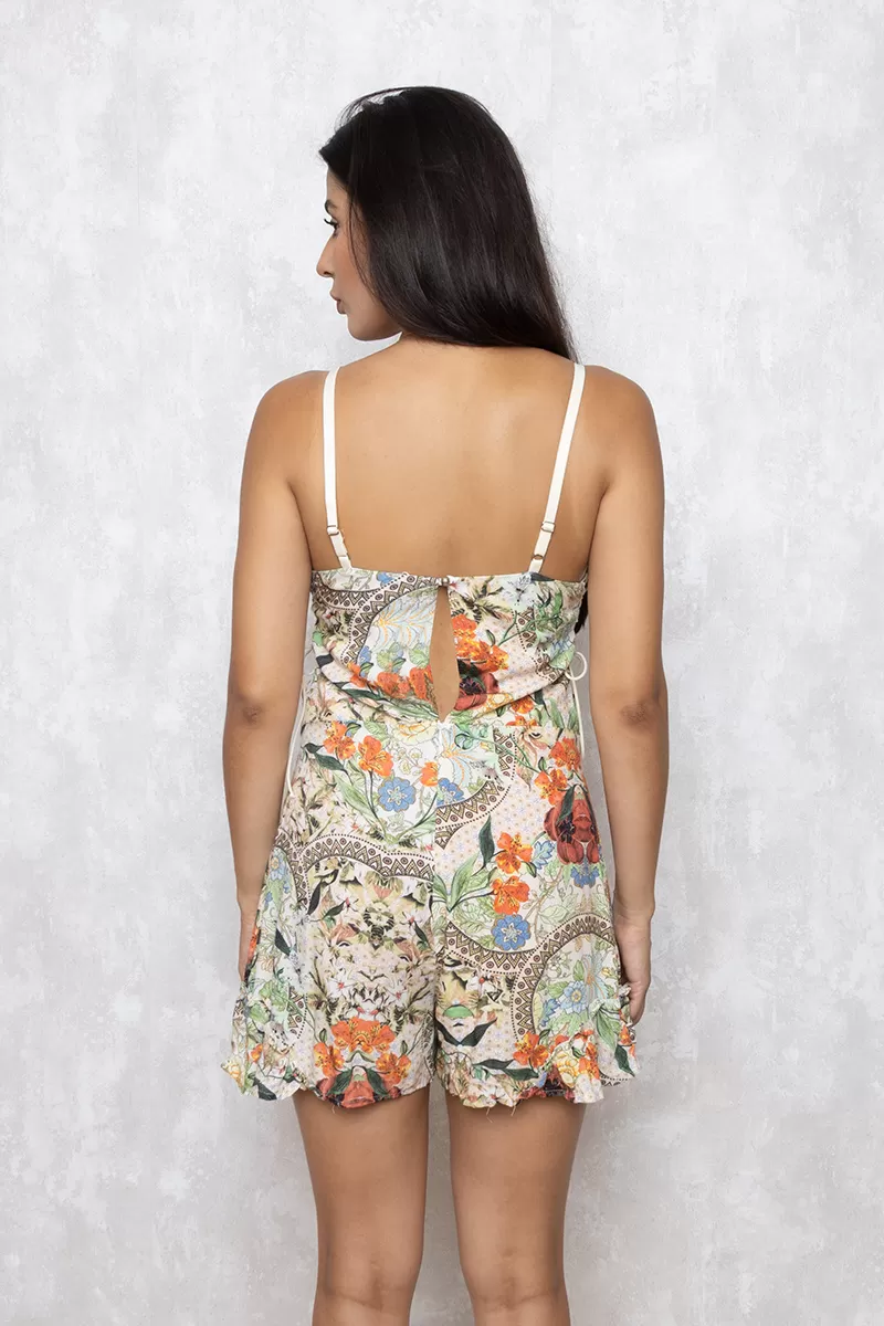 Miss Misses - Macaquinho Miss Misses ilhós na lateral Estampado Verde - 10007290