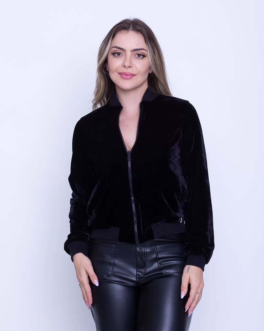 Miss Misses - Jaqueta Miss Misses Manga Longa Zíper Preta - 10007433