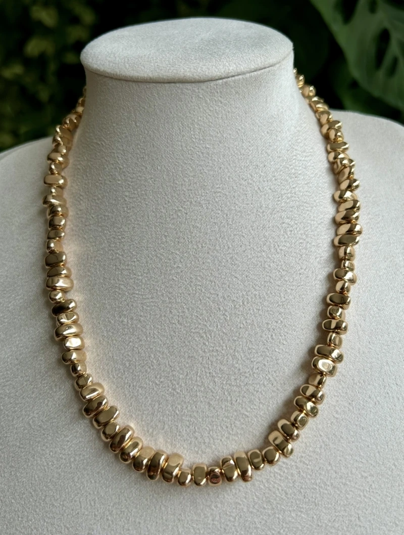 Mikabe - Colar Organic Hematita Ouro - MK923